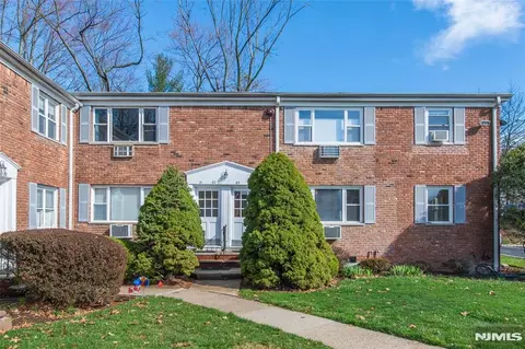 43 Conforti Ave #83, West Orange, NJ 07052
