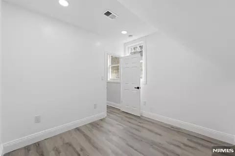 Other - 31 Saint Moritz Pl, Wayne, NJ 07470 photo 6 of 9