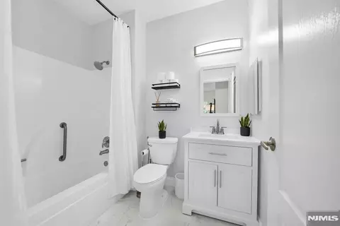 Bath - 409 Brittany Dr, Wayne, NJ 07470 photo 2 of 2