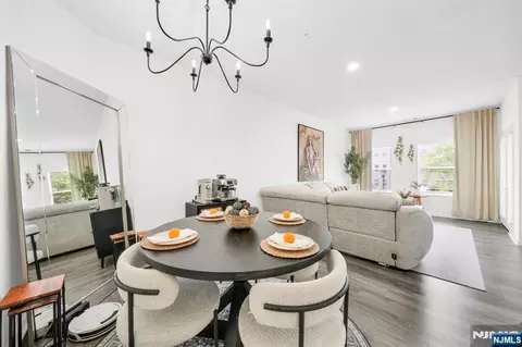 Dining - 409 Brittany Dr, Wayne, NJ 07470 photo 1 of 2
