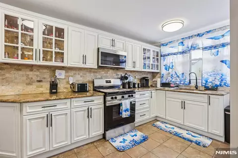 145 Fulton Ave, Fairview, NJ 07022