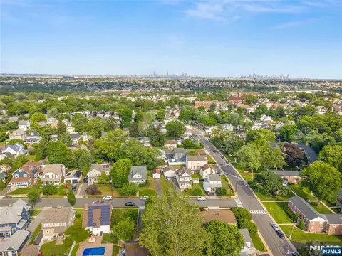 View/Area - 11 Hampton Pl, Nutley, NJ 07110 photo 19 of 20