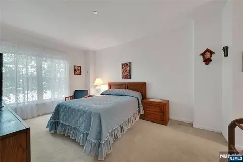 Bedroom - 189 Forest Ave #219, Paramus, NJ 07652 photo 1 of 2