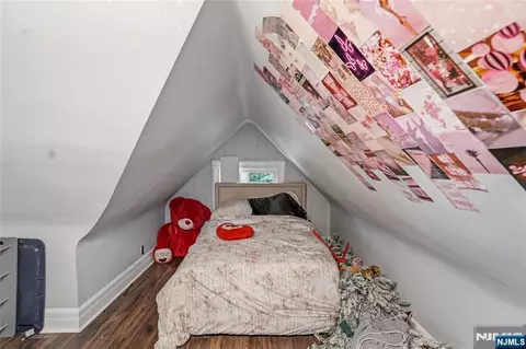 Bedroom - 283 Hamilton Pl, Hackensack, NJ 07601 photo 6 of 6