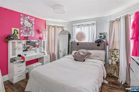 Bedroom - 283 Hamilton Pl, Hackensack, NJ 07601 photo 2 of 6