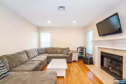 Other - 7 Wayne Ct, Waldwick, NJ 07463 photo 4 of 5