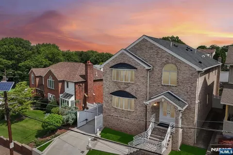 11 Linden Ave, Kearny, NJ 07032