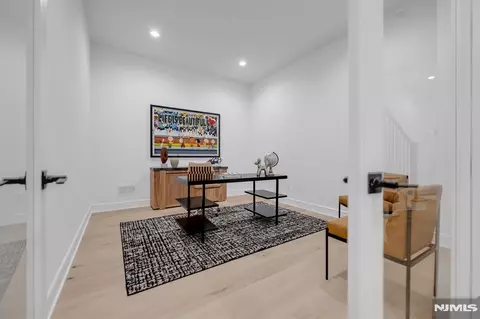 Entry Way - 9 Feldman Ct, Paramus, NJ 07652 photo 6 of 11
