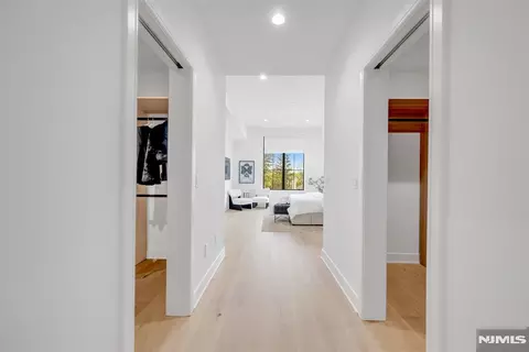 Entry Way - 9 Feldman Ct, Paramus, NJ 07652 photo 9 of 11