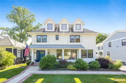 651 Grove St, Montclair, NJ 07043