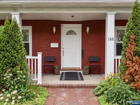 148 End Ave, Englewood, NJ 07631