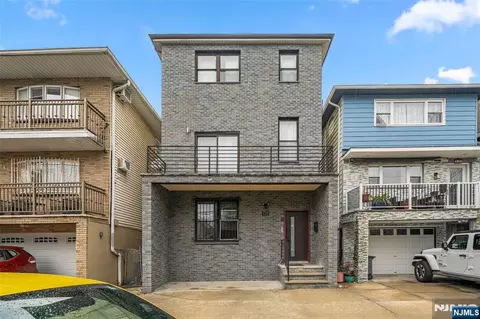 138 76th St, North Bergen, NJ 07047