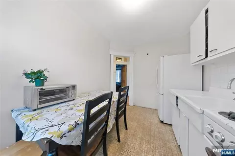 171 Madeline Ave, Clifton, NJ 07011
