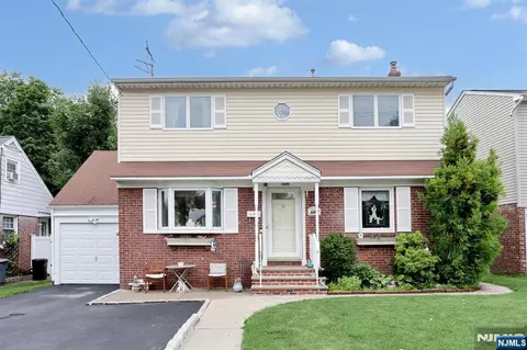 393 New Bridge Rd, Bergenfield, NJ 07621