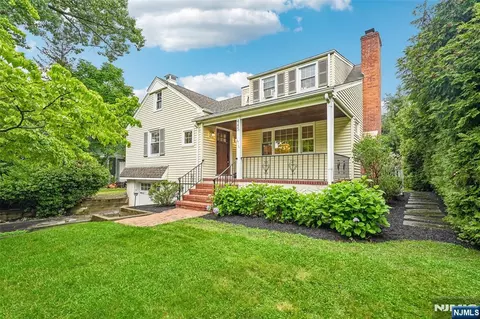 445 Alpine Ter, Ridgewood, NJ 07450