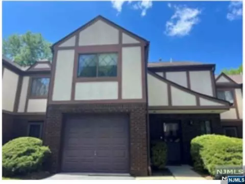 18 Linwood Ave #18, Cresskill, NJ 07626