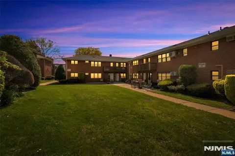 186 Terhune #C 20, Lodi, NJ 07644