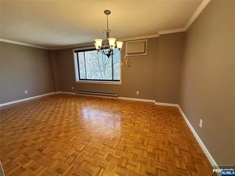 Living - 140 Euclid Ave #1G, Hackensack, NJ 07601 photo 2 of 4