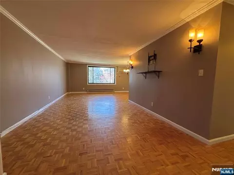 Living - 140 Euclid Ave #1G, Hackensack, NJ 07601 photo 3 of 4