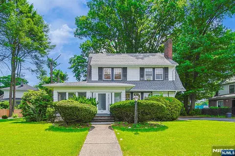 209 Harding Rd, Glen Rock, NJ 07452