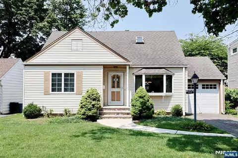 743 Palmer Ave, Maywood, NJ 07607
