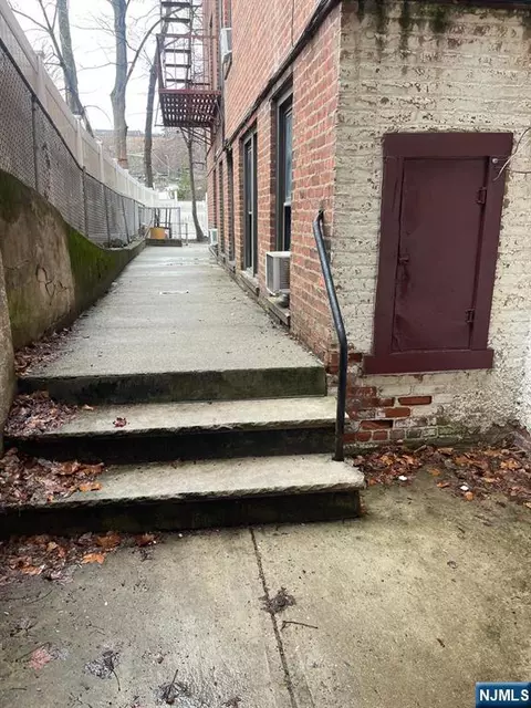 303 Hamilton Ave #BAS 1, Hackensack, NJ 07601 photo 8