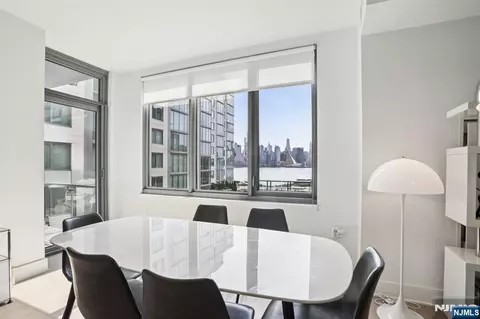 9 Ave At Port Imperial #513, West New York, NJ 07093