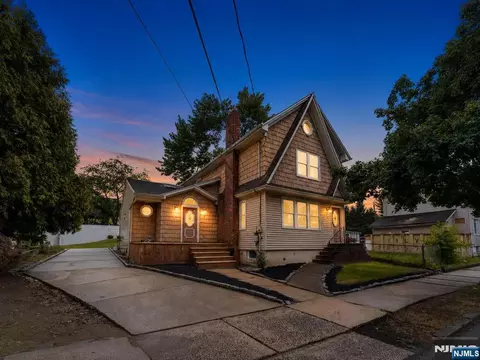 11 Stevenson Pl, Kearny, NJ 07032