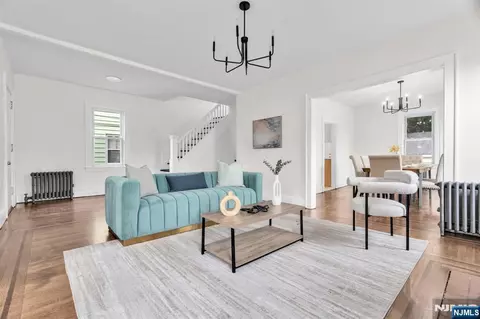 240 End Ave, Newark, NJ 07106