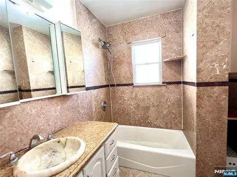Bath - 395 Taylor Ave, Hackensack, NJ 07601 photo 1 of 1