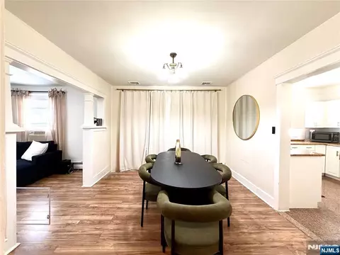Dining - 395 Taylor Ave, Hackensack, NJ 07601 photo 1 of 2