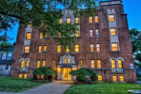 Other - 303 Hamilton Pl #A4, Hackensack, NJ 07601 photo 1 of 6