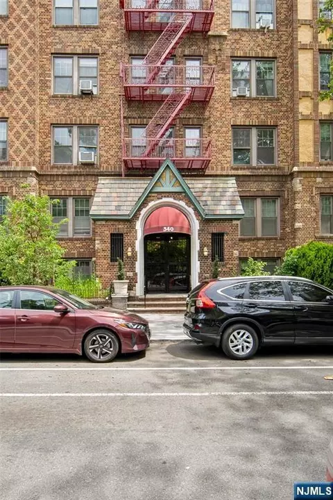 340 Fairmount Ave #501, Jersey City, NJ 07306