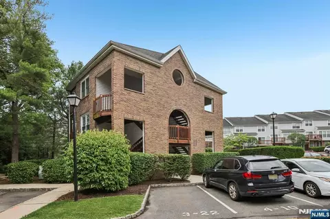 436 Lee Ct #4133, Fort Lee, NJ 07024