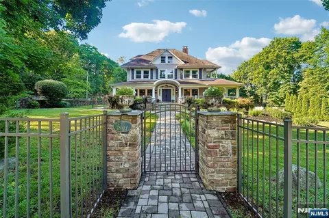 30 Olney Rd, Mahwah, NJ 07430
