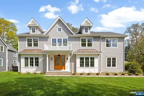 501 Sterling Pl, Ridgewood, NJ 07450
