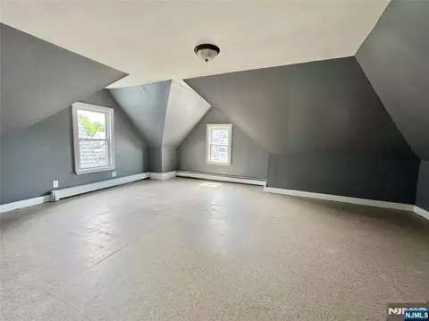 201 Center St, Orange, NJ 07050
