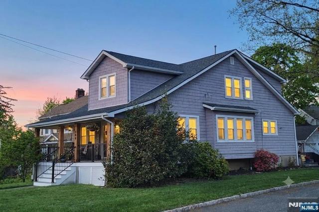 266 Eagle Rock Ave, Roseland, NJ 07068