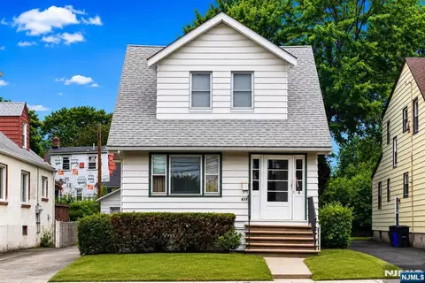 438-440 Joralemon St, Belleville, NJ 07109