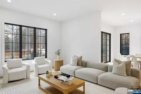 Living - 5 Cedar Ct, Demarest, NJ 07627 photo 6 of 10