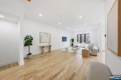 Living - 5 Cedar Ct, Demarest, NJ 07627 photo 2 of 10