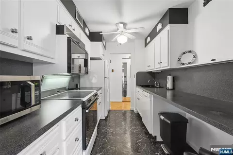 Kitchen - 140 Euclid Ave #5G, Hackensack, NJ 07601 photo 1 of 4