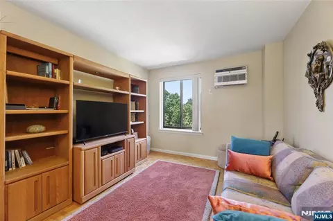 Other - 140 Euclid Ave #5G, Hackensack, NJ 07601 photo 3 of 7