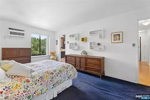 Bedroom - 140 Euclid Ave #5G, Hackensack, NJ 07601 photo 2 of 3