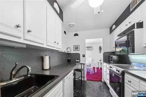 Kitchen - 140 Euclid Ave #5G, Hackensack, NJ 07601 photo 4 of 4