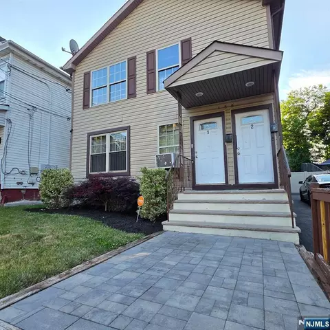 157 5th St, Paterson, NJ 07522