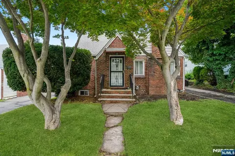24 Springer St, Belleville, NJ 07109