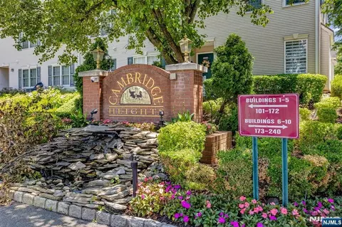 200 Cambridge Ct #G100, Clifton, NJ 07014