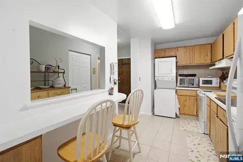 10 Orchard St #1F, Hackensack, NJ 07601 photo 5