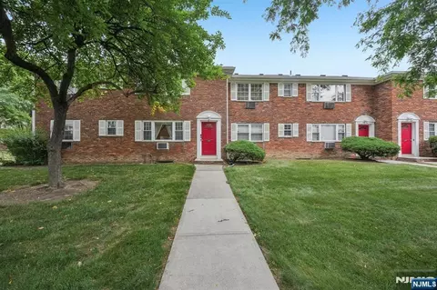 1255 Valley Rd # A, Wayne, NJ 07470